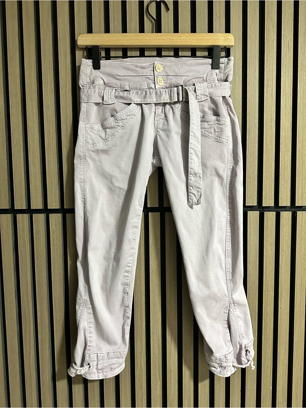 Transit Par-Such 256 Italian Euro Vintage Y2K Low Rise Fitted Capris Lavender